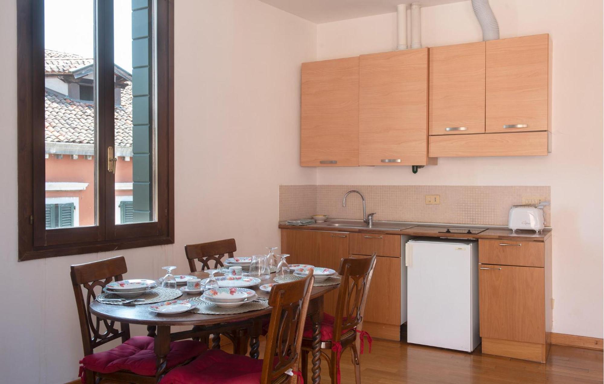 Sandalo Apartment *